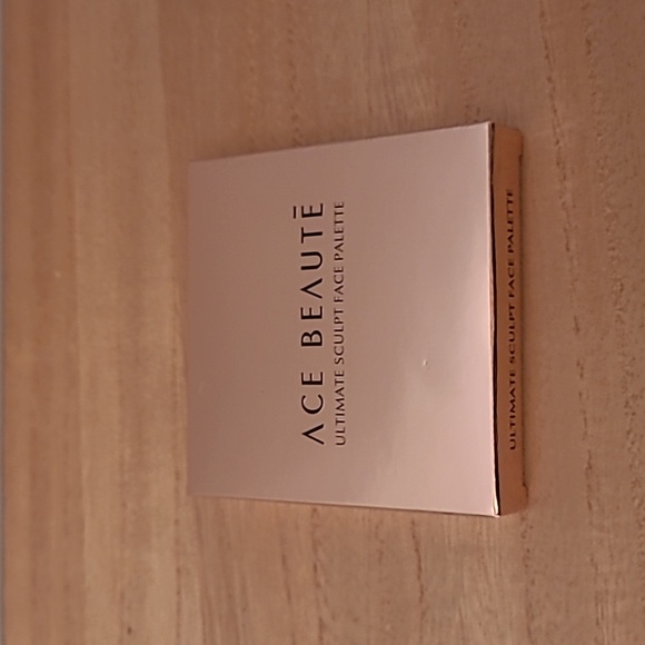 Ultimate Sculpt Face Palette - Picture 5 of 5